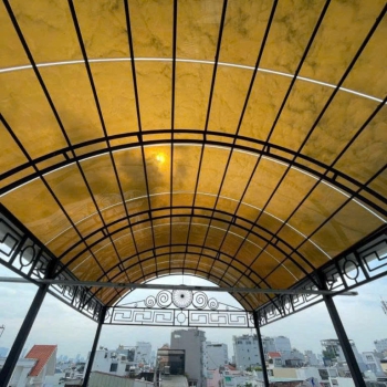 thi công tấm lợp lấy sáng 